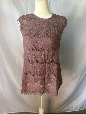 Speechless Dusty Mauve Lace Trim Sleeveless Top
